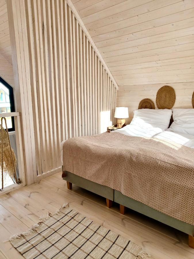 Lulu Holiday Resort Domki Z Podgrzewanym Basenem Mielno  Eksteriør bilde