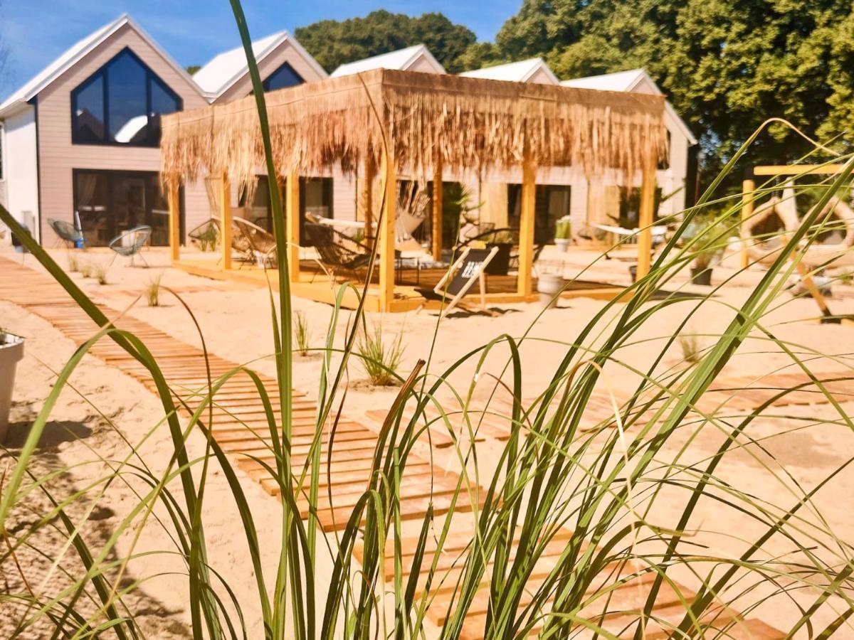 Lulu Holiday Resort Domki Z Podgrzewanym Basenem Mielno  Eksteriør bilde
