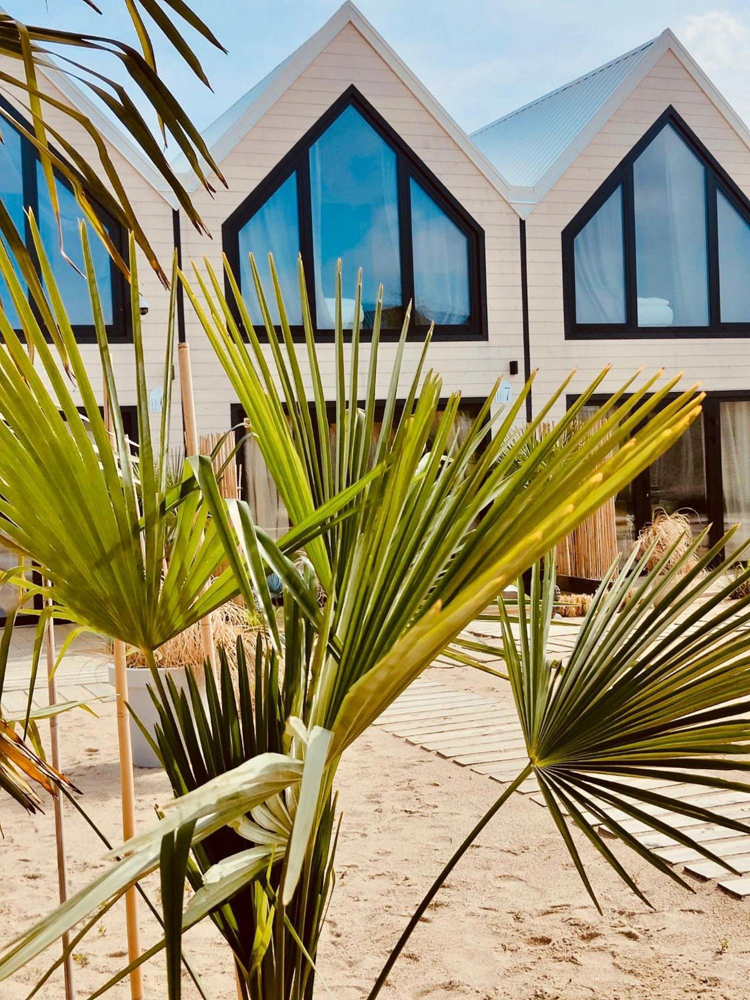 Lulu Holiday Resort Domki Z Podgrzewanym Basenem Mielno  Eksteriør bilde