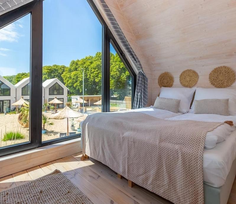 Lulu Holiday Resort Domki Z Podgrzewanym Basenem Mielno  Eksteriør bilde